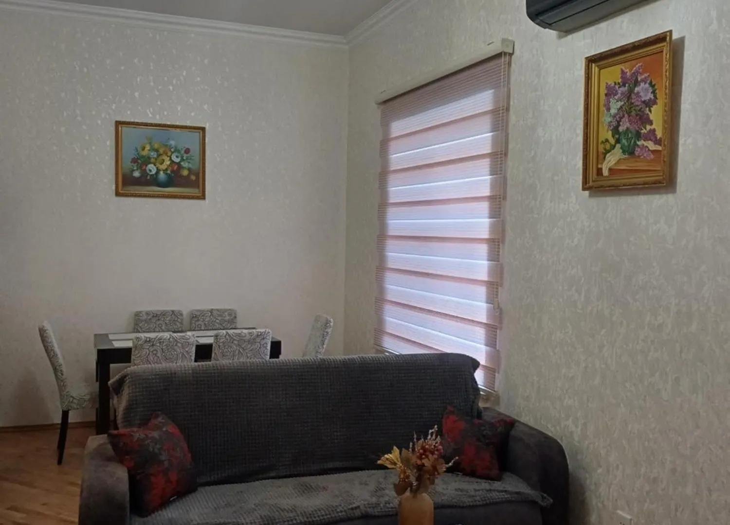 Spacious Apartment In Center, Near Nizami St, Fountain Square And Sahil Metro Station Baku